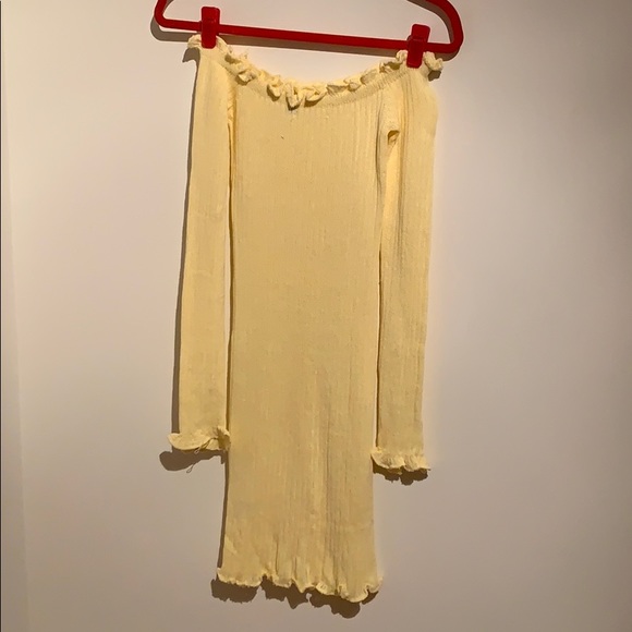 🆕 Yellow Mini Ribbed Ruffle Dress. - Picture 4 of 5